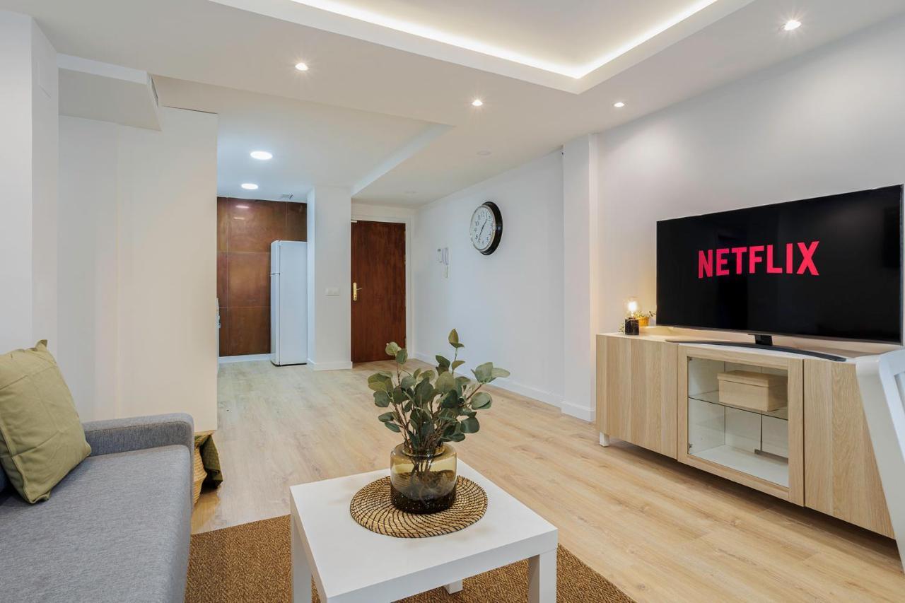 Genesis Apartment In Мадрид Екстер'єр фото